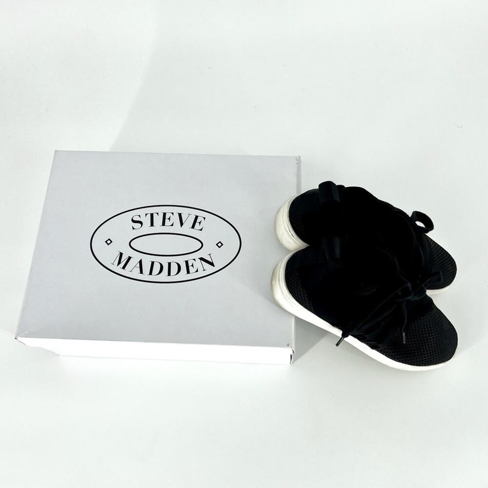 Steve Madden Lancer Pull On Sneaker with Laces Black Size 6.5 - Picture 15 of 16